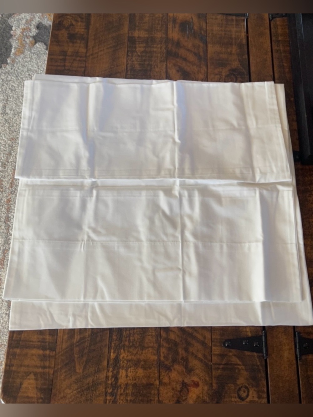 NWOT Quince Organic Crisp Percale Pillowcase Set, King (White)